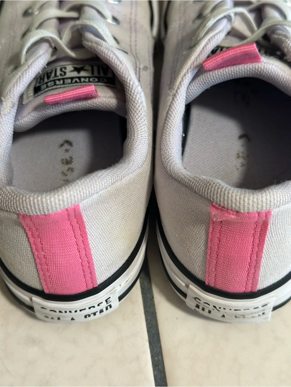 Converse Kids Low Top Canvas Sneakers in Light Gray with Pink Pull Tab